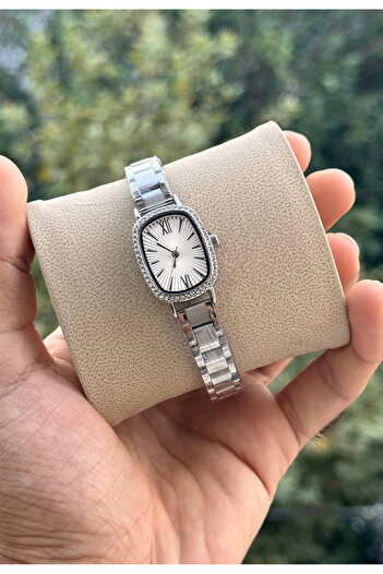 Tulpar New Season Roman Numeral Vintage Women's Wristwatch