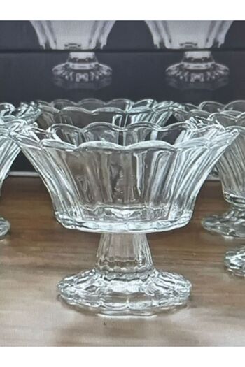 Zeryas Home 6-Legged Glass Sugar Bowl Turkish Delight Bowl