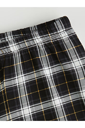 LC Waikiki Elastic Waist Plaid Boys' Pajama Shorts