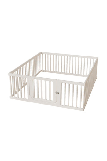 Nichiduta Playpen with safety gate, mat and 100 balls included Safe Play White