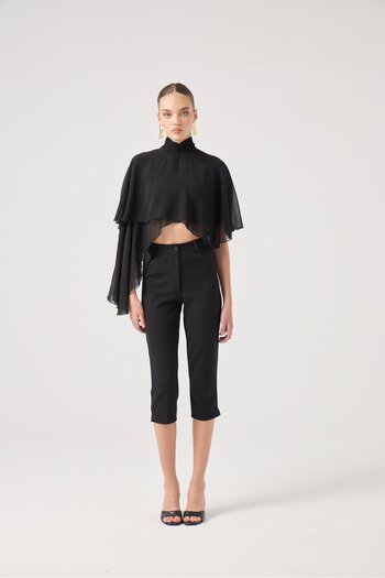 HOLLY LOLLY Capri Cara Pants Black