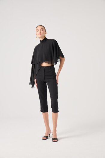 HOLLY LOLLY Capri Cara Pants Black
