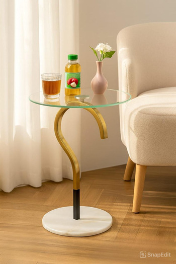 private house Set of 2 modern coffee tables with marble base, glass top, gold stand color