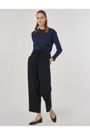 Kayra Relaxed Cut Trousers Black