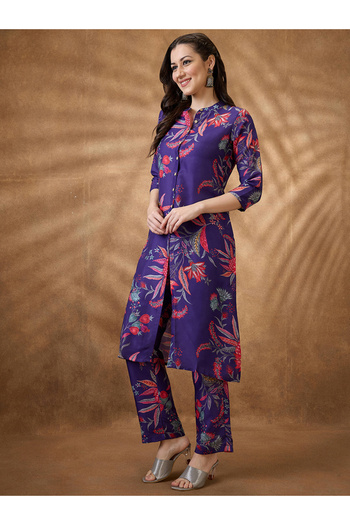 Globus By Styli Women Purple Floral Print Straight Kurta with Pants Set