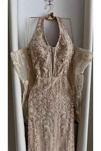 LOKELA Rana's dress