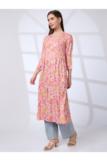 Globus By Styli Women Pink V-Neck Floral Print Kurta