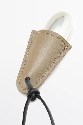 Massimo Dutti Deri kolye