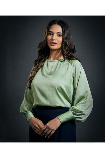 Zigzag Long Sleeve Round Neck Top-Light Green