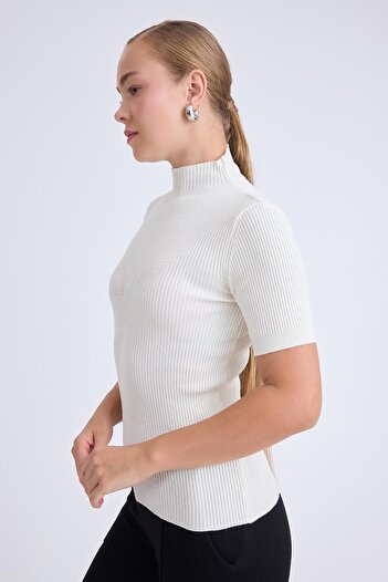 Vitrin Turtleneck Half Sleeve Knitwear Blouse