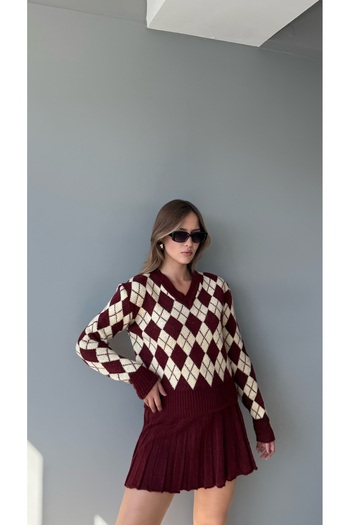 Julidress Baklava Pattern Sweater and Pleated Mini Skirt Bottom Top Knitwear Set