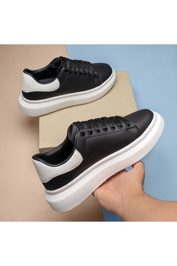 BMoD Black men's sneakers with laces and a thick sole MOD13945