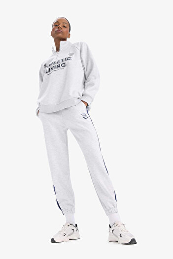 DeFacto D8100 Gri DeFactoFit Standart Fit Baskılı Jogger Paça Standart Boy Sporcu Eşofman Altı
