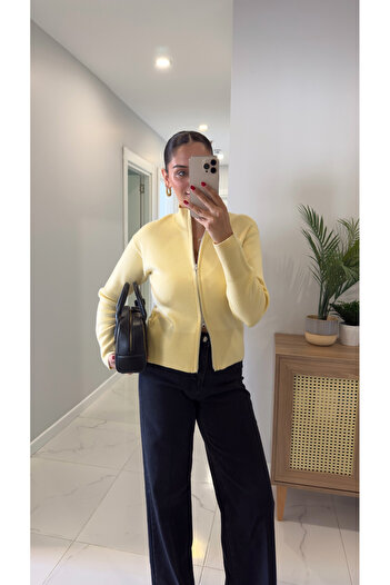 BİRCANÇİL Nenna Yellow Zippered Cardigan