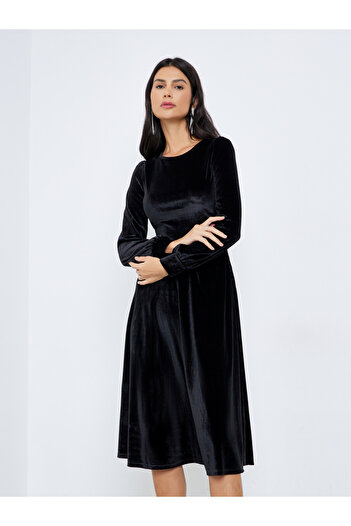 Styli Black Velvet Look Evening Midi Dress