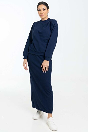 Nichii Oversized Round-Neck Top