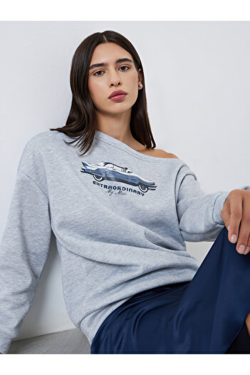 Styli Grey Asymmetric Neck Graphic Sweatshirt