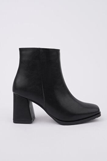 MUGGO Di̇vi̇na Blunt Toe Thick Heeled Zippered Women's Boots