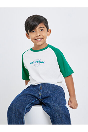 Styli Boys Color Block Raglan Sleeve T-Shirt