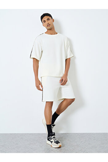 Styli Men Oversized Side Taping T-Shirt and Shorts Co-Ords