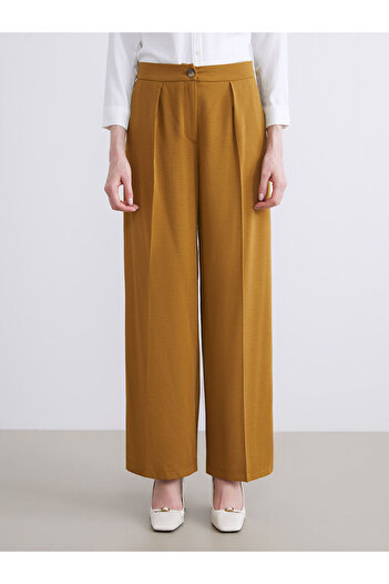LC Waikiki Create Your Style with Uzg Store |   Loose Fit Wide Leg Women's Pleated Trousers