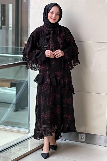 Ghisa Ruffled Burnt Rose Patterned Blouse Skirt Set