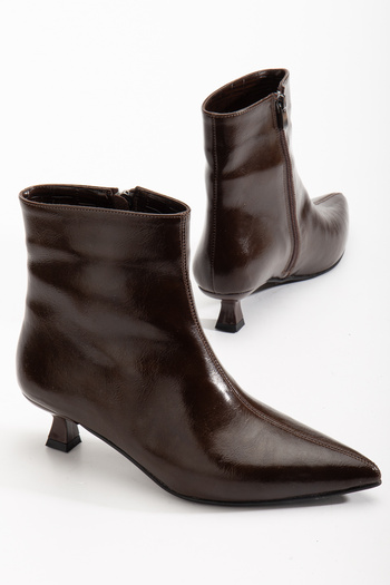 ACMZ SHOES Μπότες με χαμηλό τακούνι με μυτερή μύτη