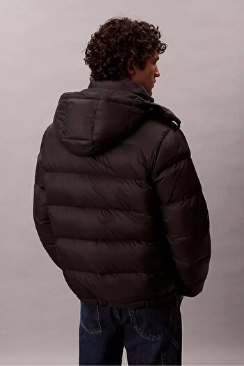 Calvin Klein Men's Regular Fit Detachable Hood Puffer Jacket - Black