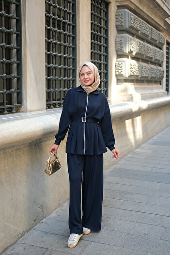 LOCCO Women's Pleated Detailed Buckle Suit Navy Blue
