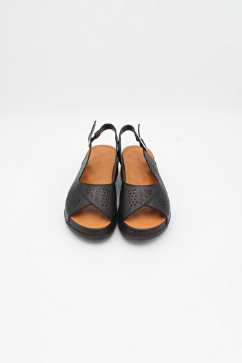 ENDİCAN 024 705L-15 Women's Genuine Leather Sandals Black
