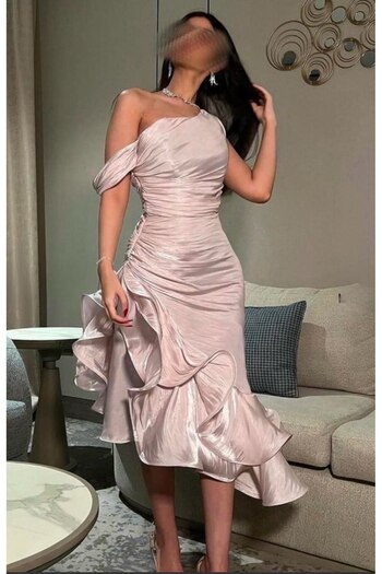 Generic Off shoulder evening dress