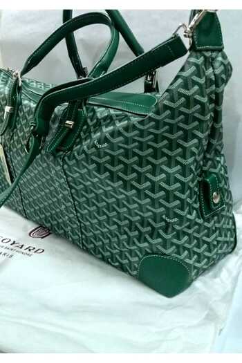 Other Stylish and distinctive travel bag