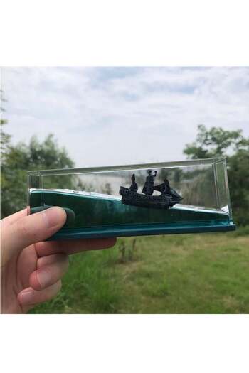 Generic Cruise Ship Fluid Drift Bottle