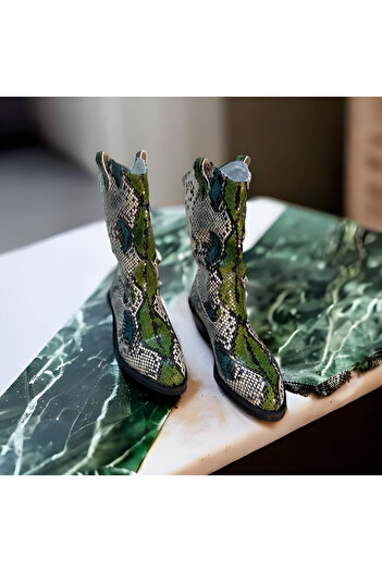N1N311 Handmade pithon boots