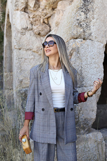 bytugcekaya Gray burgundy plaid jacket and pants set
