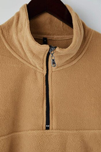 Trendyol Collection Camel Regular/Normal Fit Stand Collar Zippered Seam Detail Fleece Sweatshirt Tmnaw26Sw00036