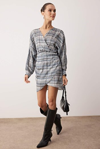 Trendyol Collection Multicolored Plaid / Checked Short / Mini Woven Dress Twoaw26El00269