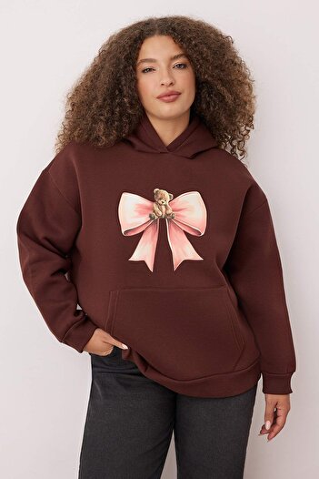 Trendyol Curve Brown Bowknot Teddy Bear Knitted Plus Size Sweatshirt with Fleece/Lace Inside Tbbaw26Ao00013