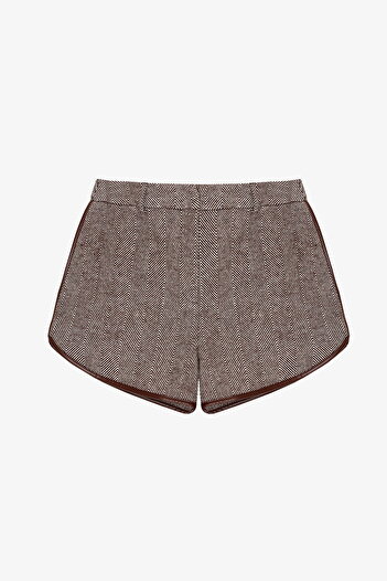 Quzu Herringbone Stripe Piping Cashmere Mini Shorts Brown
