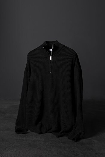 Slatra Men's Black Half Zipper Oversize Knitted Sweater