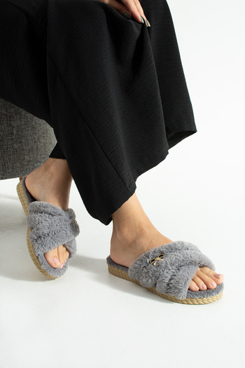 Moda Devrin Gray Ribbon Buckle Plush Winter Women's Slippers