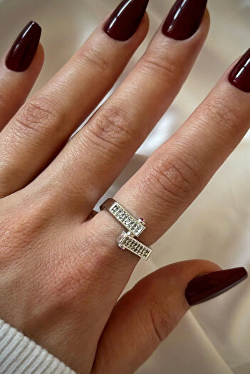 Leo'Stone Premium Imported Series Red Stone Screw Design Adjustable Women's Steel Ring