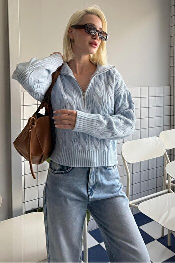 Madmext Bebe Mavisi Örgü Desenli Fermuarlı Yaka Kadın Triko Kazak MG2546