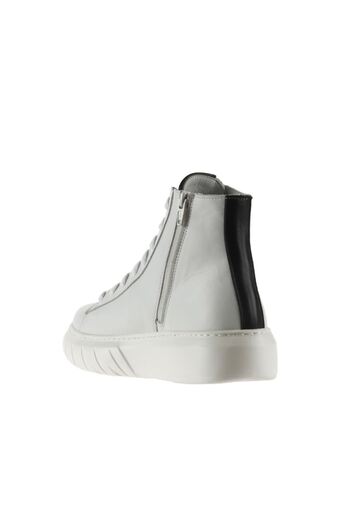Bueno Shoes Λευκές Μαύρες Δερμάτινες Γυναικείες Flat Μπότες 01wu1301