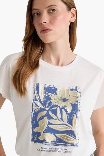 DeFacto Crew Neck Floral Short Sleeve T-Shirt G1882Ax25Au