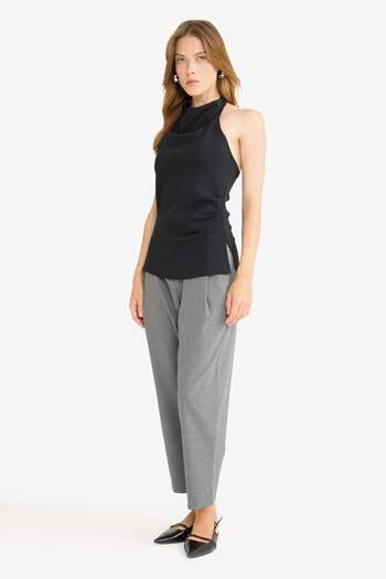 DeFacto Slim Fit Slim Fit Halter Neck Blouse F8007Ax25Au