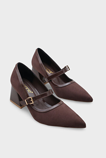 Capone Outfitters Susann Pointed Toe Thick Medium Heeled Strappy Faux Suede Women's Shoes