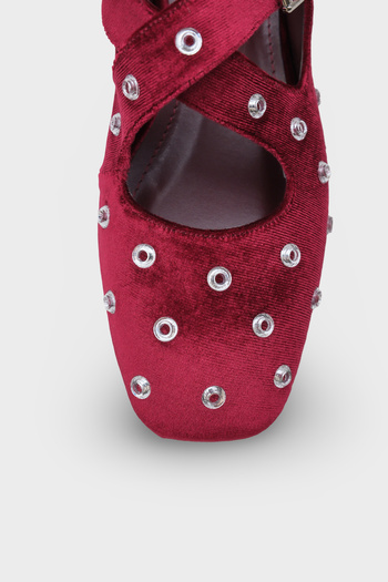 Capone Outfitters Janeta Velvet Blunt Toe Studded Cross Strap Women's Ballerinas