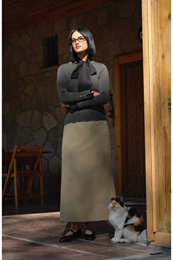 Fatma Atasoy Trenç Soft Khaki Pencil Skirt