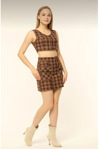 Linich&Co Brown Plaid Mini Skirt with Double Front Pockets
